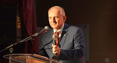 Yılın Spor Adamı Ödülü Engin Kurt'a