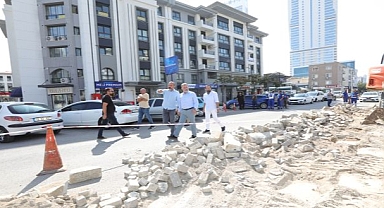 Bayraklı dev bir şantiyeye dönüştü