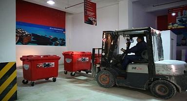 Karşıyaka’da “Elektronik Atıklar Tablete Dönüşsün” kampanyası sürüyor