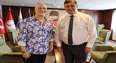 Dünya Karşıyakalılar Günü’nde Bülent Özdemir konseri