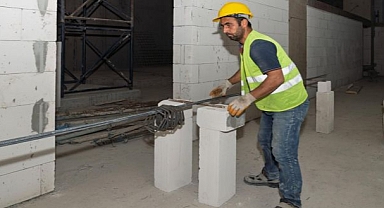 Eşrefpaşa Hastanesi inşaatı beşinci kata ulaştı