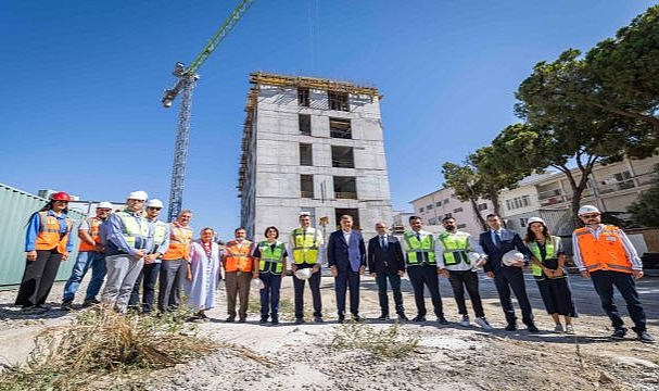 İzmir’in sağlık üssünün yapımı hızla ilerliyor