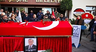 Çeşme efsane başkanını uğurladı