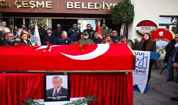 Çeşme efsane başkanını uğurladı