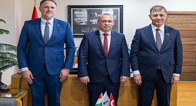 İzmir-Macaristan hattında “kardeş kent” ilişkisinin temelleri atıldı 