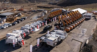 Seferihisar Belediyesi’ne TBB’den Çöp Kamyonu Desteği