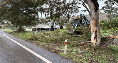 Foça Belediyesi Fırtınaya Karşı Teyakkuzda
