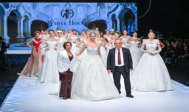 IF Wedding Fashion İzmir’de 2027 tasarımları podyuma çıktı