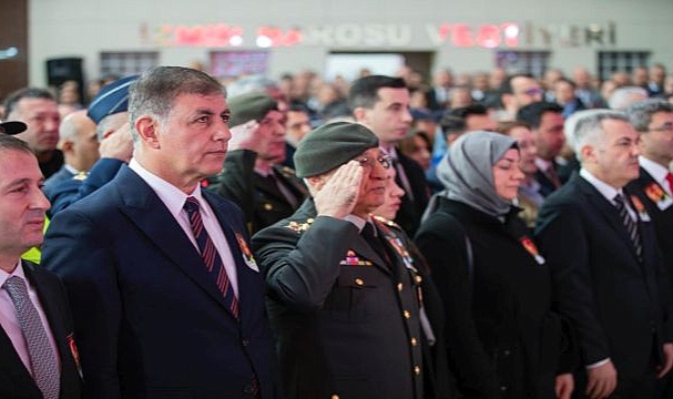 İzmir’in şehitleri Fethi Sekin ve Musa Can unutulmadı