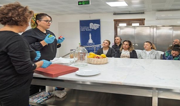 Meslek Fabrikası’nda sirke yapımının inceliklerini öğrendiler