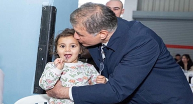 Başkan Tugay binlerce Bucalıyla ramazan sofrasında buluştu