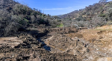 Çöken yolda çalışmalar başladı