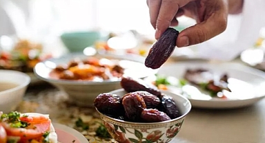 Diyetisyen Küçükbay Uyardı: Ramazan’da Yanlış Beslenme Hayat Kalitesini Bozuyor