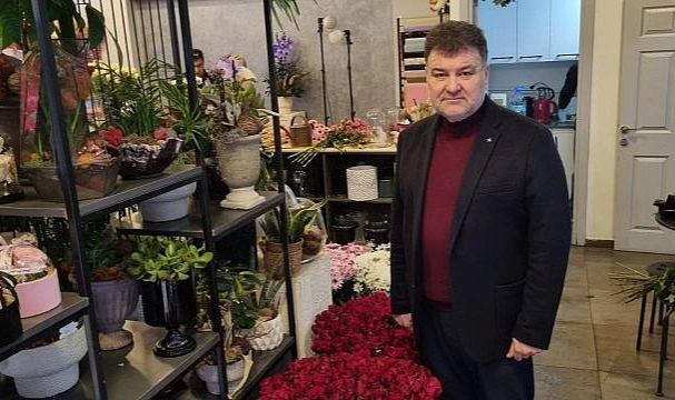 İzmir Çiçekçiler Odası Başkanı’ndan Sevgililer Günü İçin Önemli Çağrı!