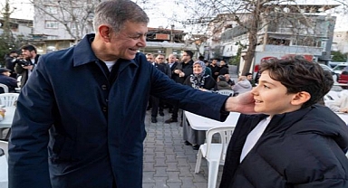 Başkan Tugay: Bayramlıksız çocuk kalmayacak