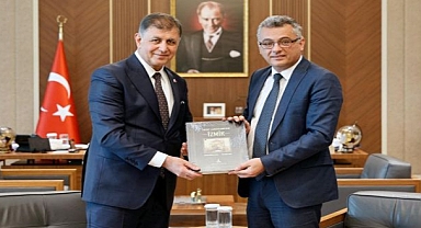 Başkan Tugay’dan KKTC’de iş birliği hamlesi: Lefkoşa’ya spor parkı desteği