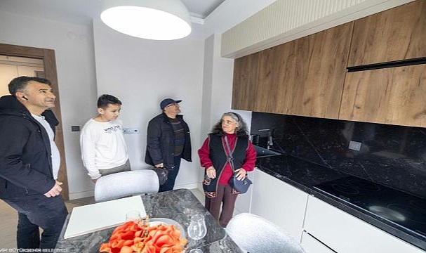 Örnekköy’deki kentsel dönüşümde anahtar teslim zamanı