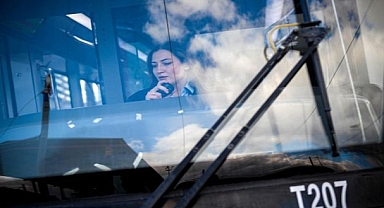 Raylarda kadın gücü