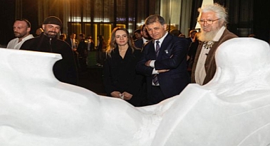 Doğal taşın kalbi İzmir’de atıyor