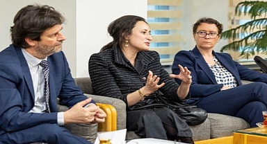 İzmir'in Fransa şehirleriyle bağı güçleniyor