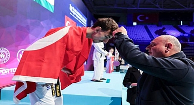 İzmir’in sporcularından uluslararası başarı