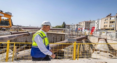 Başkan Tugay: 1 milyar doları bulan kredi 2 senedir imza bekliyor