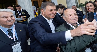 Tugay, mezunlarla pilav gününde buluştu