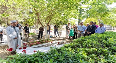 22 yıl sonra aynı saygı ve özlem