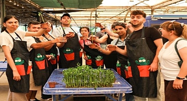 Evdeki atıklar toprağa can oluyor