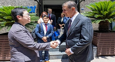 Başkan Tugay’dan Singapur’a İEF ve EXPO 2027 daveti