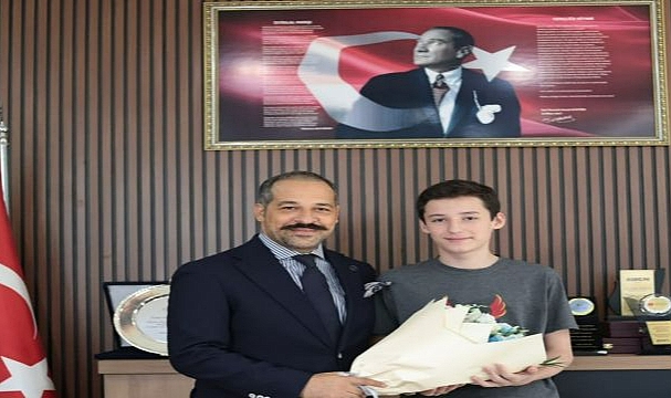 LGS 2026 Türkiye Birincisi Birikim Okulları İzmir Kampüsü'nden Çıktı