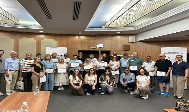Yurttaşlar karar veriyor, İzmir’in geleceği şekilleniyor