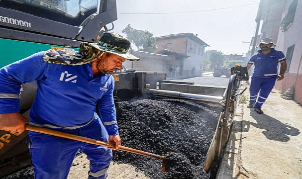 2 milyar liralık yatırımla İzmir yollarında büyük yenileme