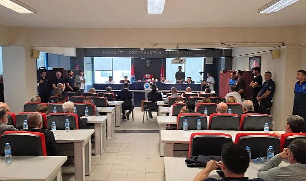 Menderes’te dört turluk seçim maratonu: Başkan vekili Asuman Şen oldu