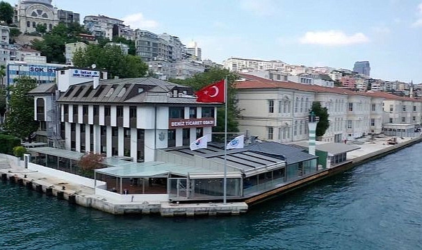 Öztürk’ten deniz ticaretine üçlü alarm: Karadeniz, enerji ve iklim riski