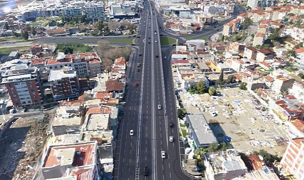 Anadolu Caddesi’ndeki yoğunluğa köprülü çözüm