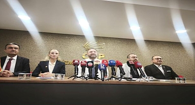 Gümrükçü’den Murat Bakan salvosu: “AK Parti’ye geçenler titriyor mu?”
