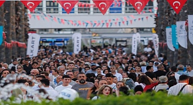 İEF’de eğlence ve sürprizler bir arada 