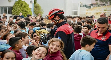 İtfaiye Haftası’nda öğrencilere yangın ve afet eğitimi