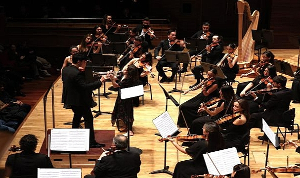 İzmir Oda Orkestrası, sezonu Zeytin Sahne’de açıyor