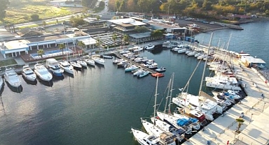 Marina’da pop klasikleri