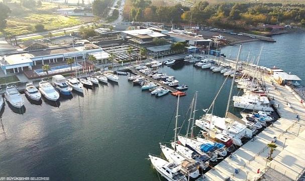 Marina’da pop klasikleri